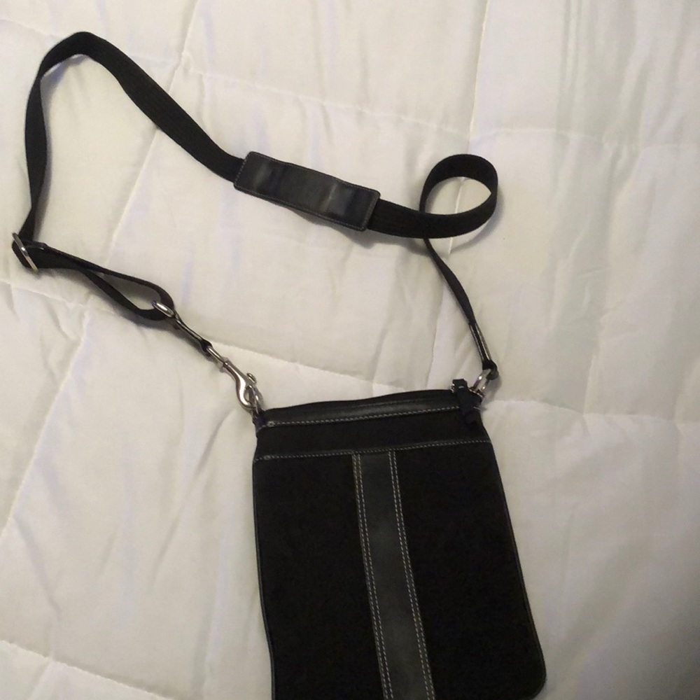 Coach Swing packNA06Q Black Fabric w/ leather trim